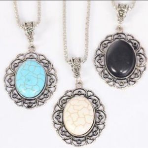 💚#739 Antique Look Semi Precious Stone Necklace